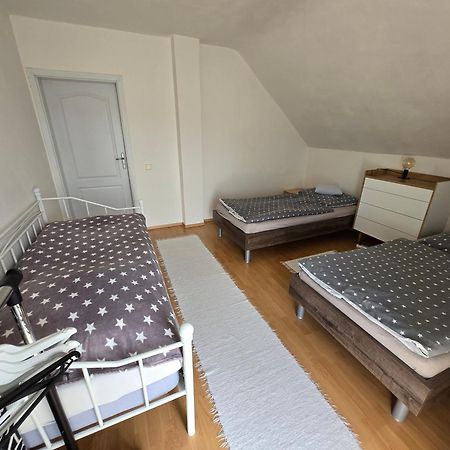 Appartement In Nitra Under The Zobor-Hill Екстер'єр фото