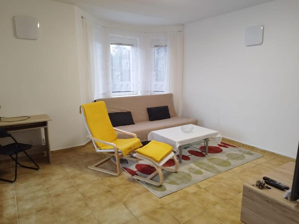 Appartement In Nitra Under The Zobor-Hill Екстер'єр фото